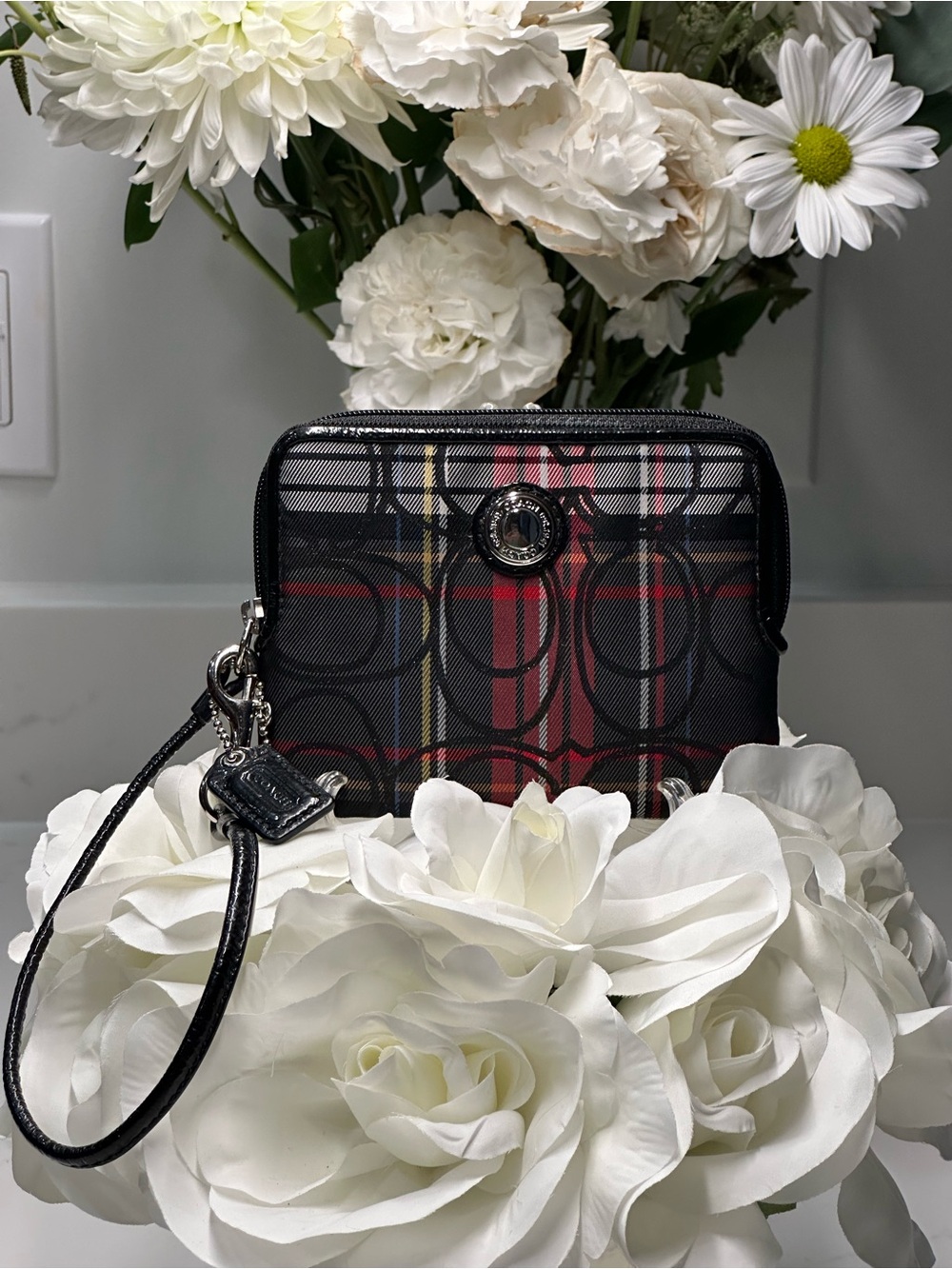 Coach Signature Plaid Black Red Poppy Tartan Zip Around Wristlet